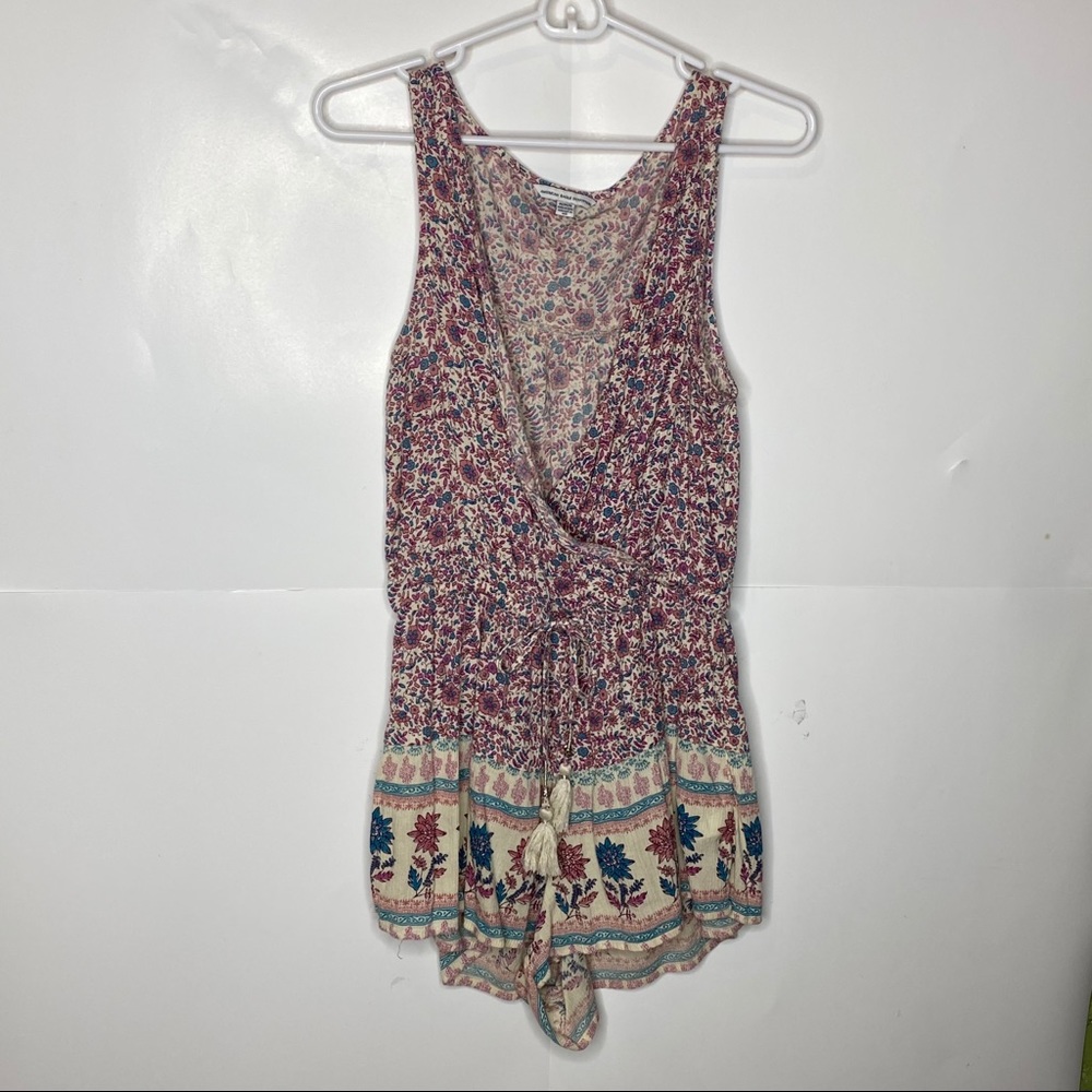 American Eagle outfitters boho floral romper M